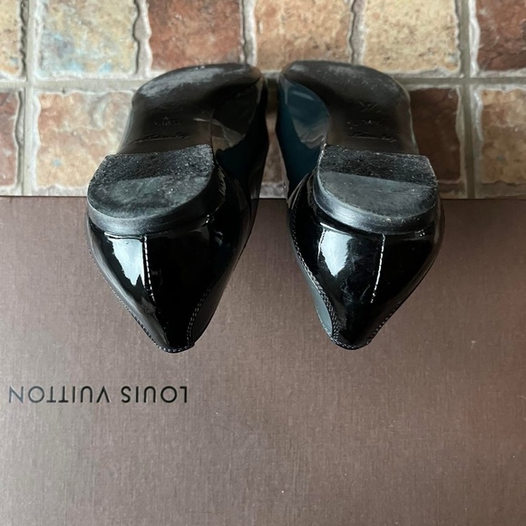 Louis Vuitton Patent Leather Ballet Flats - Picture 5 of 15